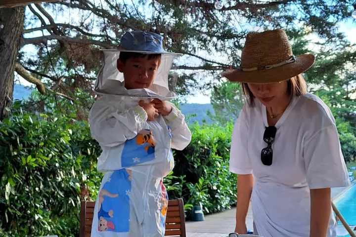 Tuscany Beekeeping Tour
