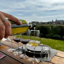 Tuscany wine tasting