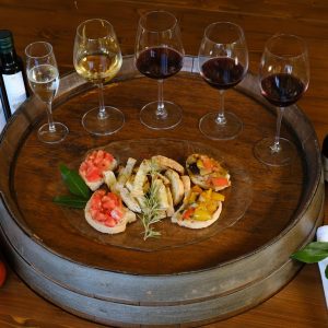 Tuscany wine tasting