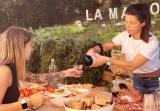 picnic vineyard in tuscania