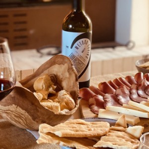 wine tasting in tuscany