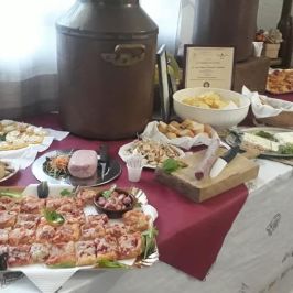 Merenda Sinoira Picnic & Wine Tasting