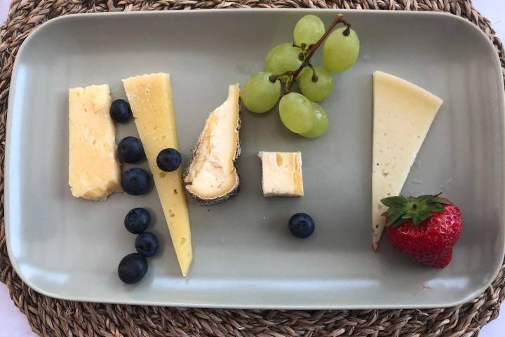 Organic Raw Milk Cheese Tasting