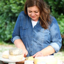Organic Raw Milk Cheese Tasting