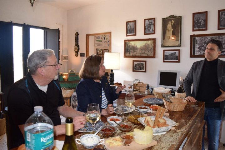 Olive Oil Experience & Paired Food Tasting