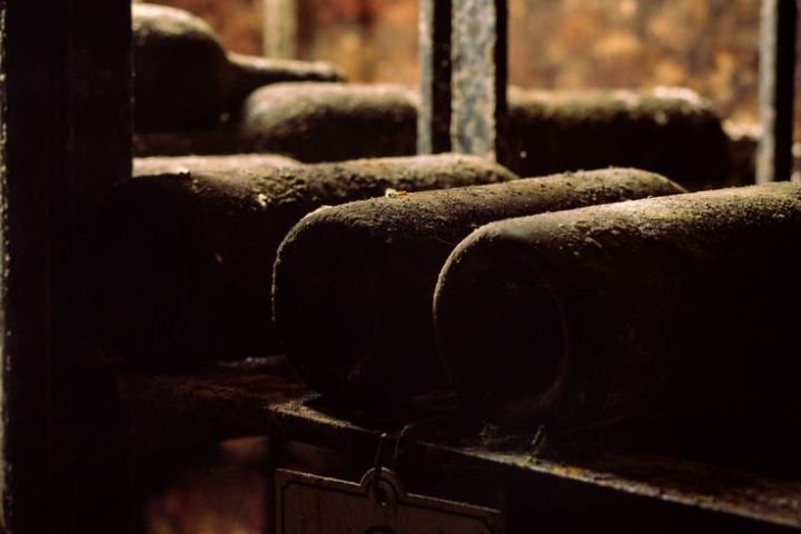 Elciego Winery Tour & Guided Tasting Experience