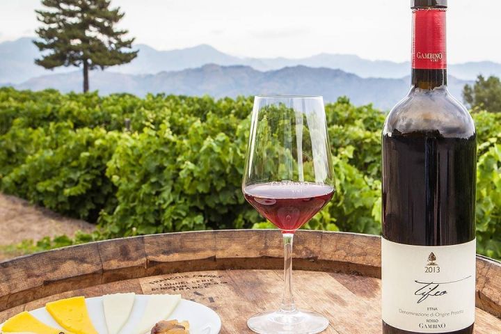 Catânia Wine Tasting Experience