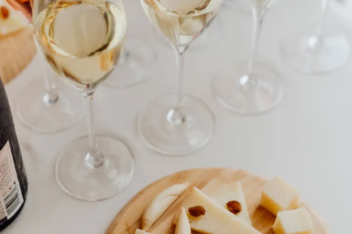 Cheese & Cava Paring Experience