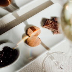 Sparkling Wines Visit & Paring Experience