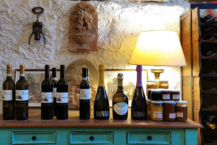 Pasta Masterclass & Wine Tour in the Vineyard Experience