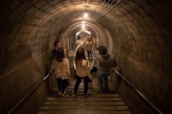 Sparkling Wines Visit & Paring Experience