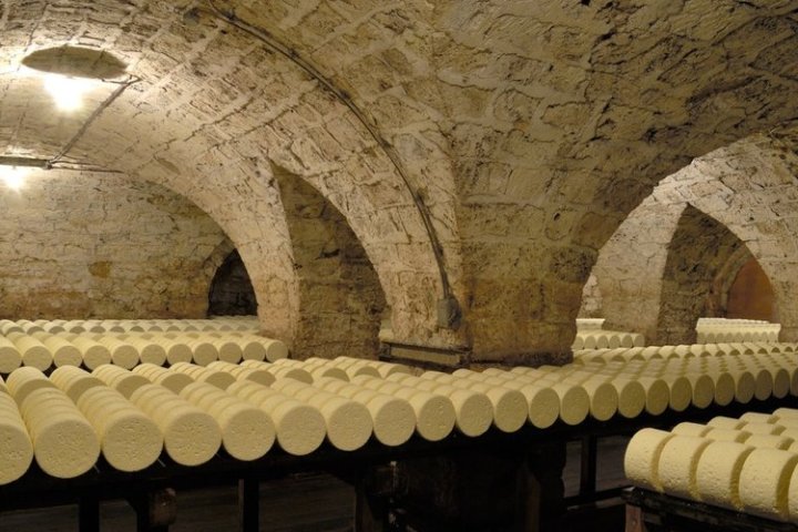 Roquefort Cheese Cellars & Tasting Experience