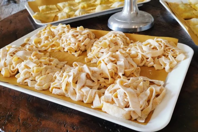 Pasta Masterclass & Wine Tour in the Vineyard Experience