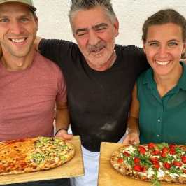 Pizza Masterclass & Wine Tour in the Vineyard Experience