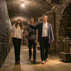 Sparkling Wines Visit & Paring Experience