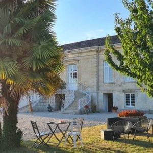 Bordeaux Wine Tasting & Platters Experience