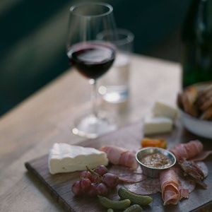 Bordeaux Wine Tasting & Platters Experience