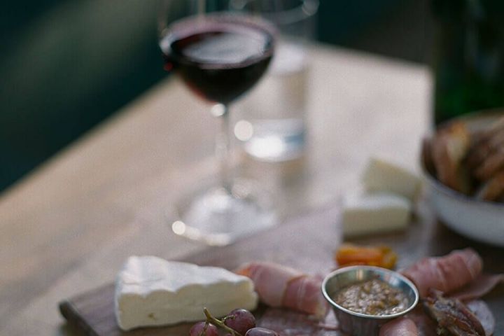 Bordeaux Wine Tasting & Platters Experience