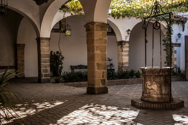 Cádiz Cathedrals of Wine Experience