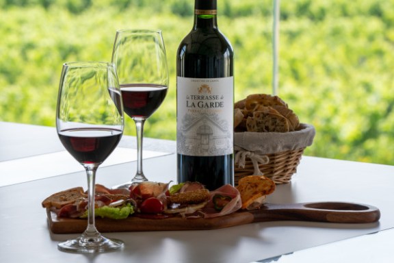 Bordeaux Château Gourmet Escape Experience