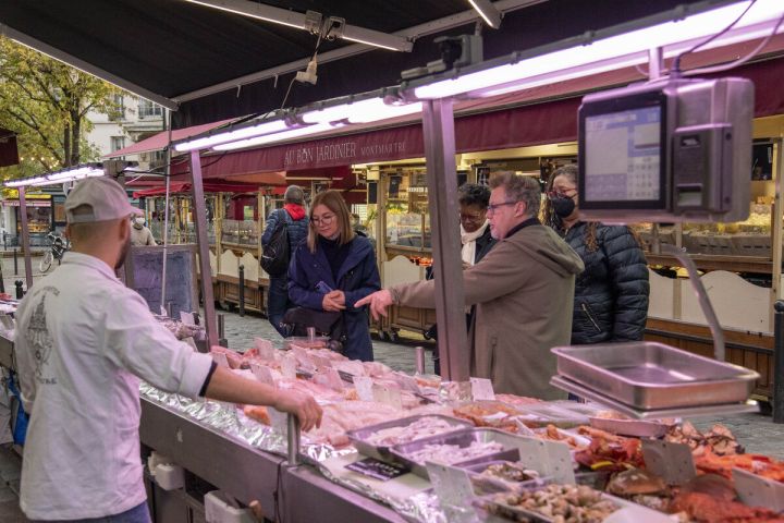 Paris French Cooking Class & Market Visit Experience