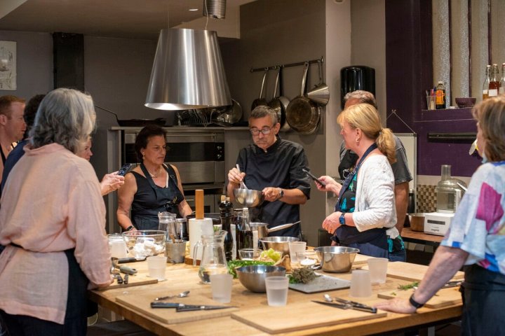 Paris French Cooking Class & Market Visit Experience