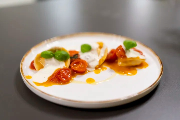 Milan Fresh Pasta & Tiramisù Cooking Class Experience