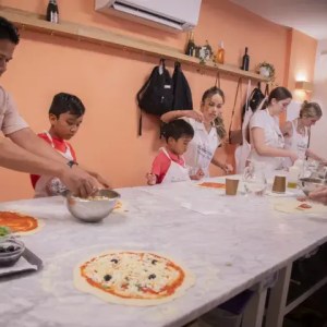 Florence Pizza & Gelato Cooking Class Experience