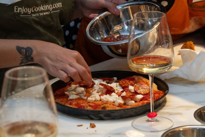 Rome Pizza & Gelato Cooking Class Experience