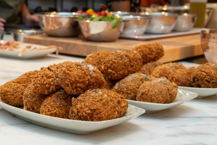 Rome Pizza & Gelato Cooking Class Experience