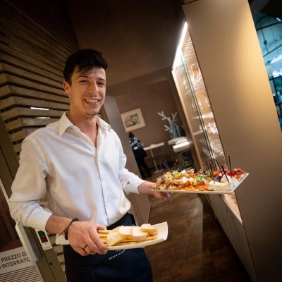 Alba Luxury Wine Tasting with Finger Foods