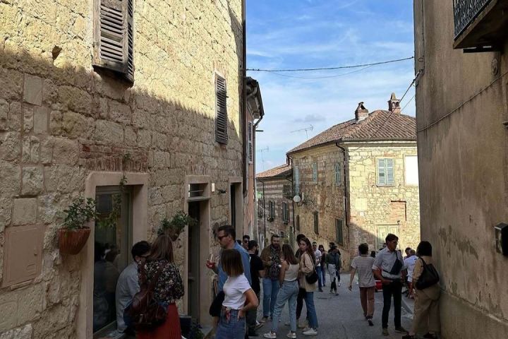 Cella Monte Wine Tasting