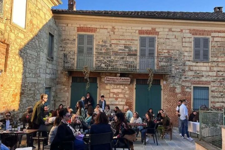 Cella Monte Wine Tasting