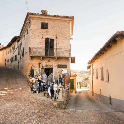 neive wine tasting tour