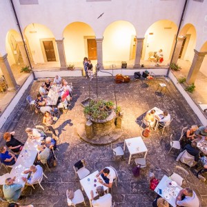 Chianti wine and olive tour in Italy