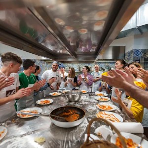 Authentic Italian cooking class in Sorrento on a family farm