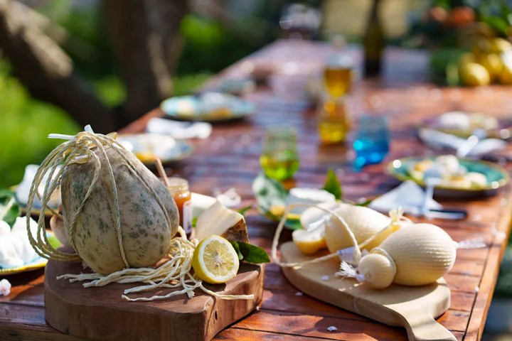 Farm-to-table cooking class with fresh local ingredients in Sorrento